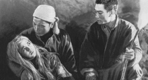 Кадр из фильма «Седая девушка». Реж. Ван Бинь и Чжан Шуй-хуа. 1951.