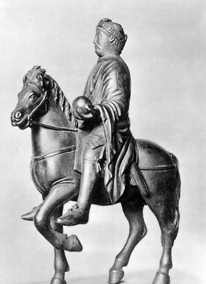 Карл Великий. Бронзовая статуэтка. Около 870 (?). Лувр. Париж.